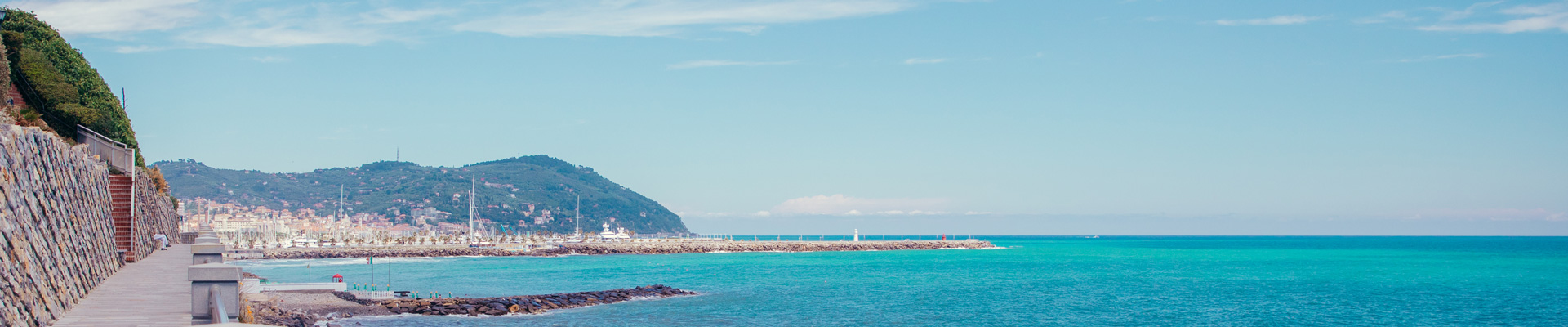 La passeggiata degli innamorati tra Borgo Foce e Borgo Marina